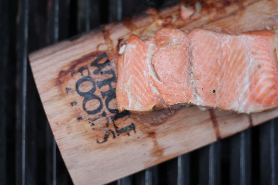SAUMON GRILLE ET MARINE - MIEL SOJA